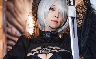从未见过的组合，蜜汁猫裘+在线写真=死库水的默契女仆。