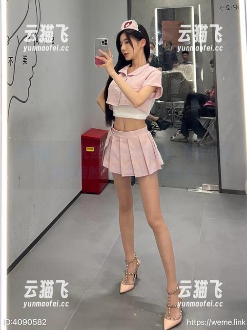 黎允熙baby 微密圈 - 黎允熙baby的剧情,图库中的“亲密接触”其实没那么复杂。